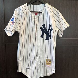 Derek Jeter New York Yankees 1997 Mitchell & Ness Authentic MLB Jersey - 36/Sm